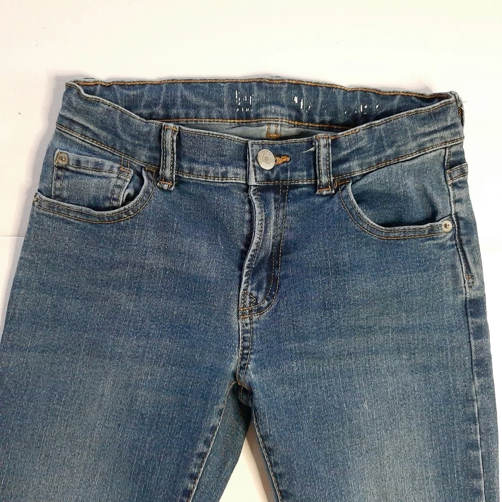 GAP Straight Leg Built-In Flex Blue Jeans